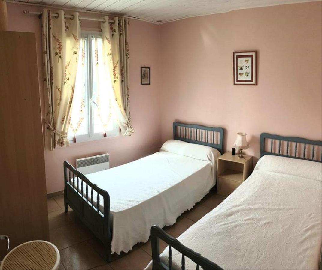 Maison Des Lys Жонзак Экстерьер фото